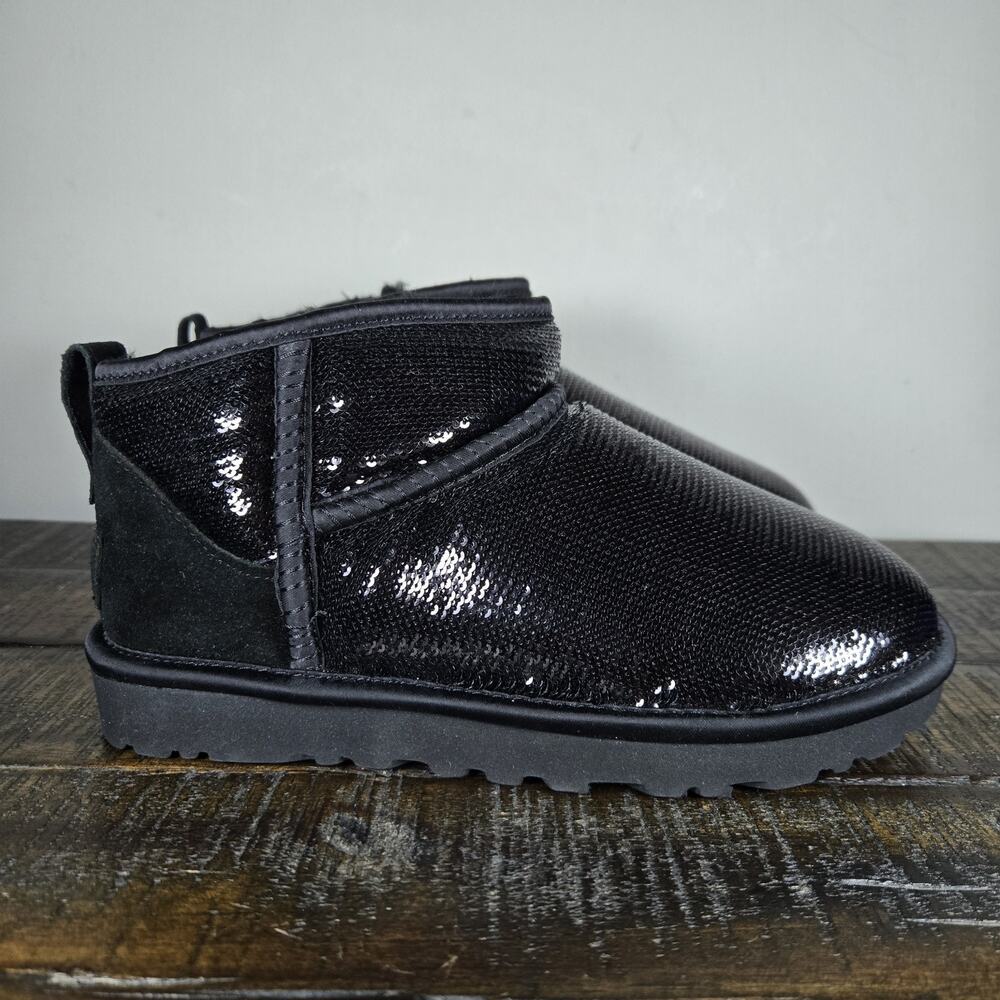 NEW UGG Classic Mini Mirror Ball Womens Size 6 Slip On Shoes Boots Black